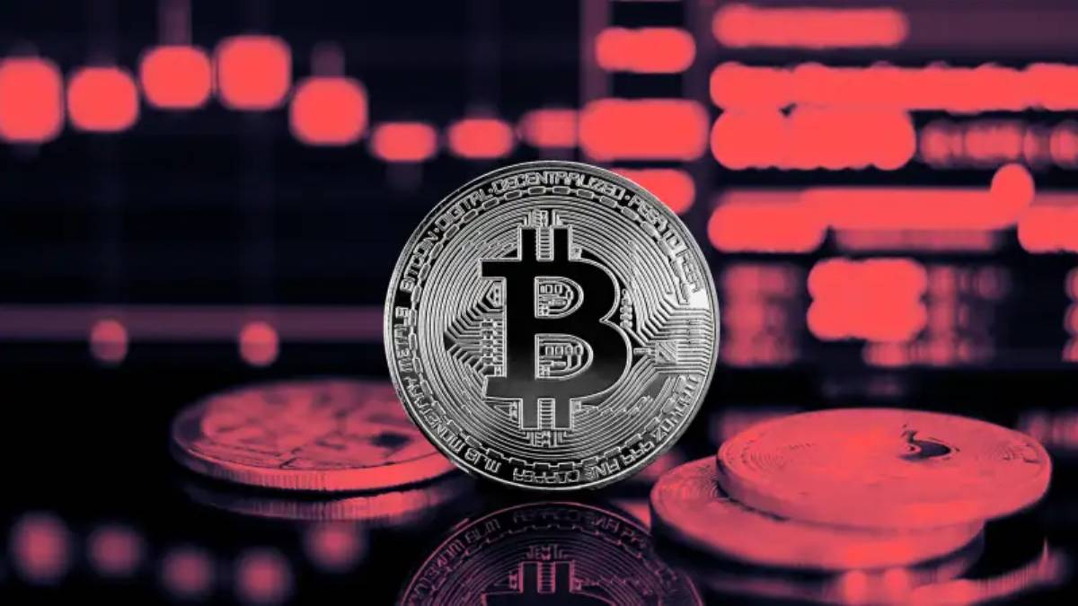 Crypto Market in Red: BTC Drops Below $66K and Altcoins Plummet