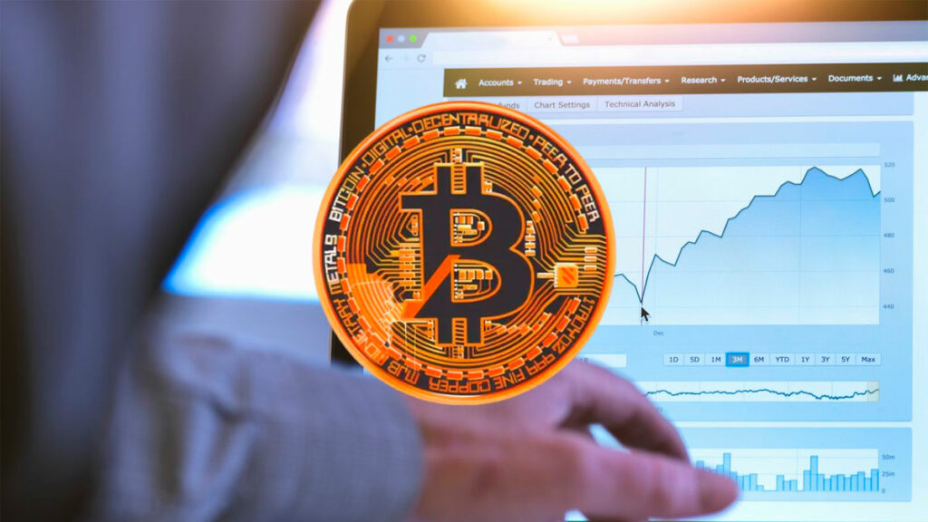 Bitcoin Open Interest Drops, but Altcoins Like Ethereum and Solana Stand Firm