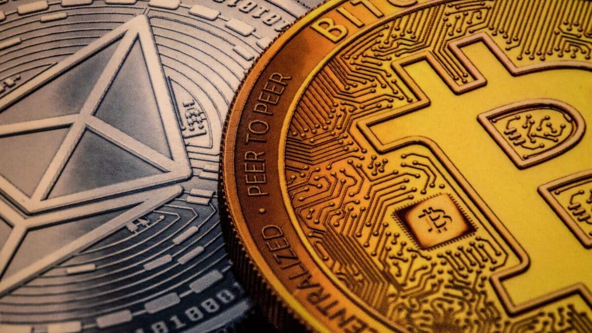 Ethereum & Bitcoin Brace for Volatility as $3B Options Expire