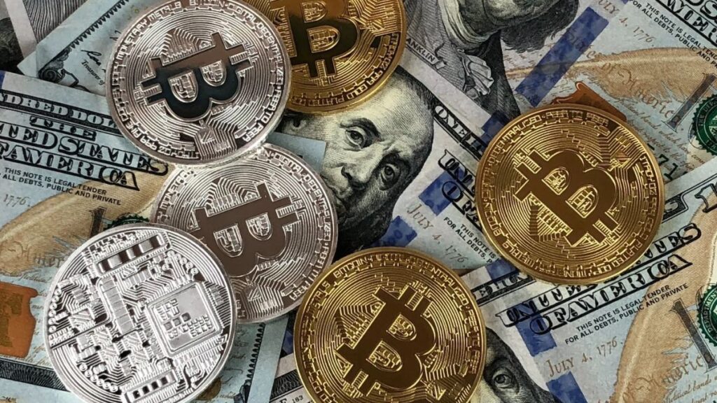 Crypto Millionaires Jump 40% to 250K as Bitcoin Wealth Hits Historic Highs