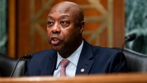 Clarity Act Delayed to 2026, Tim Scott Blames Democrats for Stalling Crypto Bill