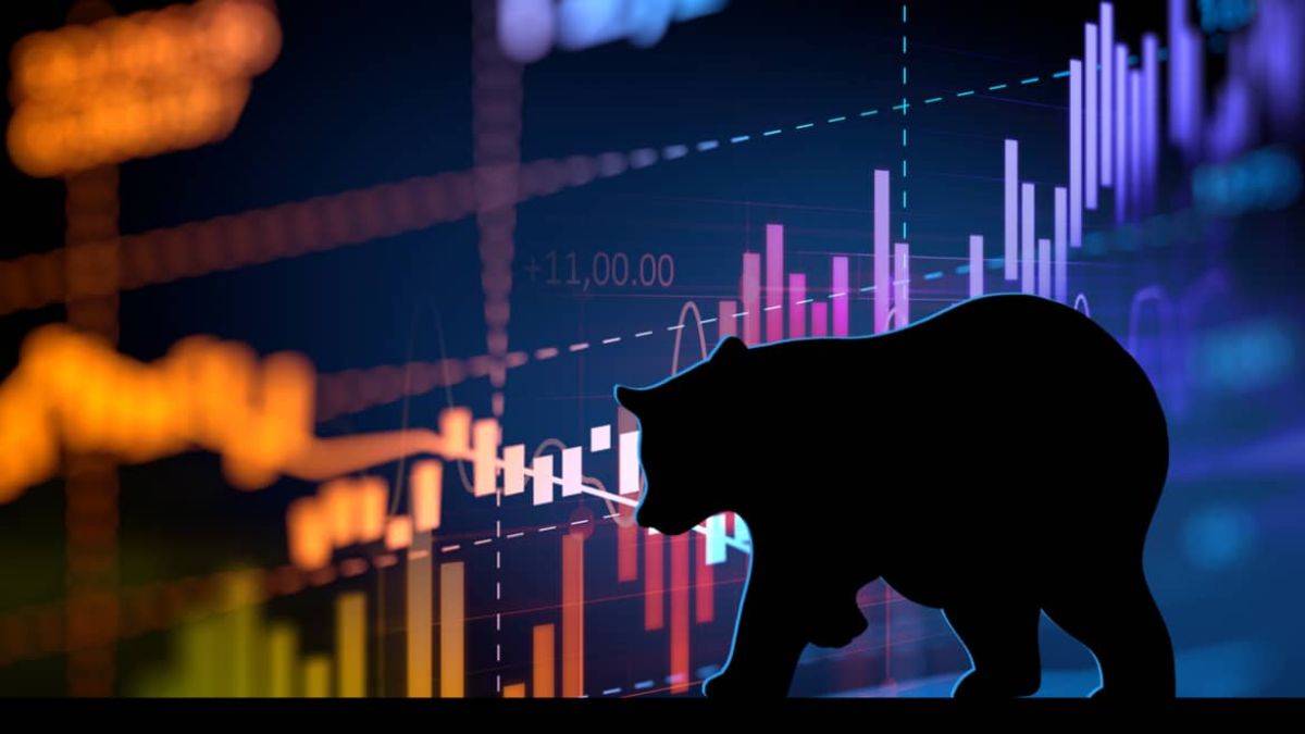 Bitcoin ETFs Record Fourth-Largest Weekly Outflow Amid Market Correction