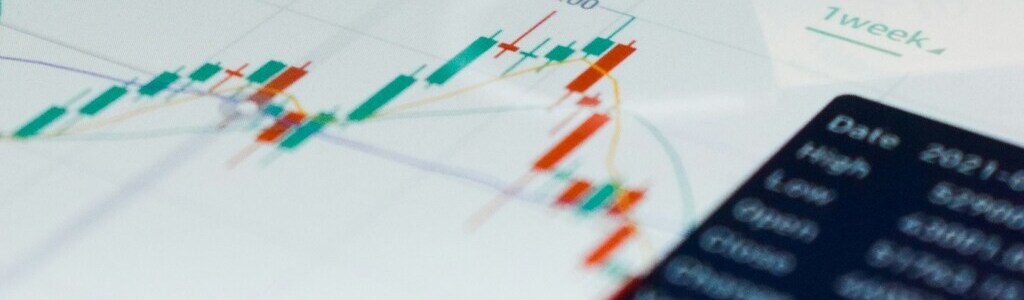 Economic data showing wealth concentration and household debt.