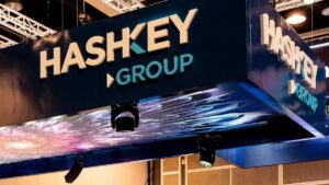 HashKey Nears Hong Kong Listing as China Puts Stablecoin Plans on Ice