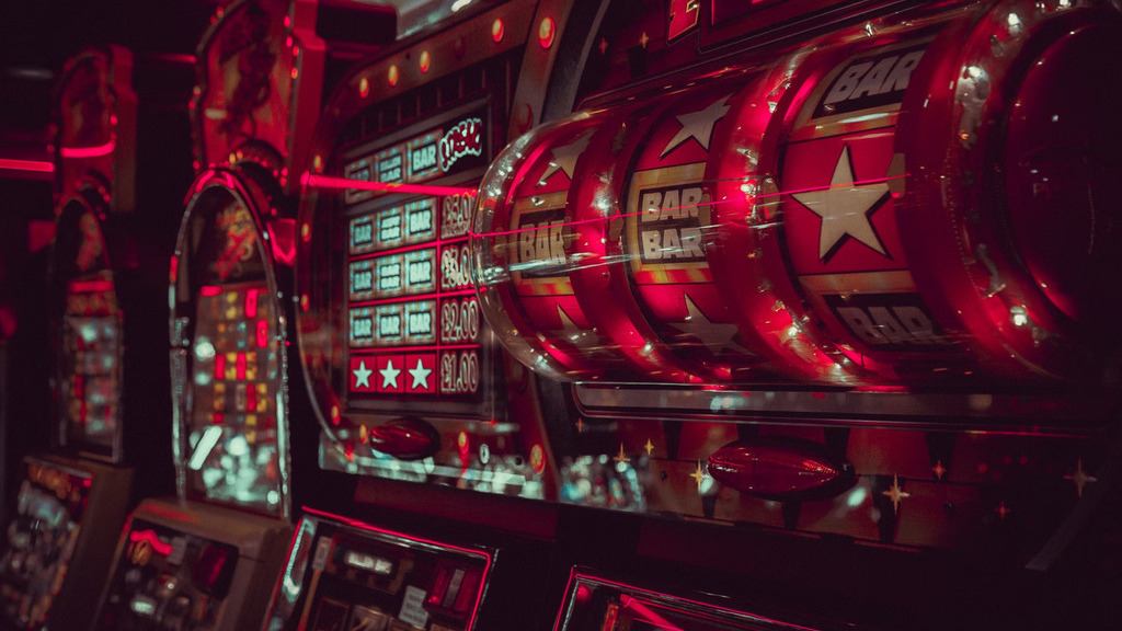 On-Chain Gambling Grows as Traditional Crypto Sectors Face Headwinds