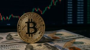 Bitcoin Stays Firm Near $68K Ahead of Federal Reserve Minutes Release