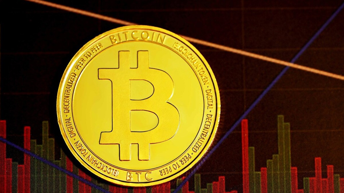Bitcoin Funding Price Turns Detrimental — Are Bears Overconfident?