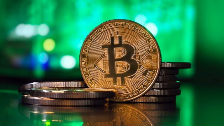 Could-Bitcoin-Enter-a-Multi-Month-Rally-3-Reasons-to-Watch