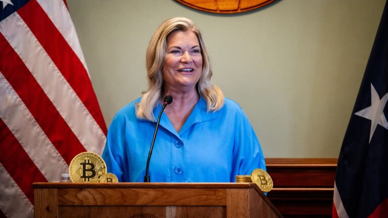 Sen. Lummis Says Momentum Is Building Behind New Crypto Legislation With Bipartisan Support