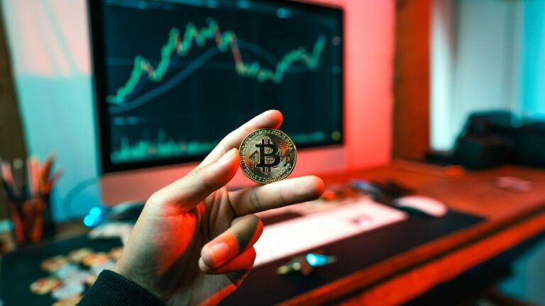 Are-Long-Term-Holders-Driving-a-Bitcoin-Supply-Squeeze-Market-Signals-Suggest-So