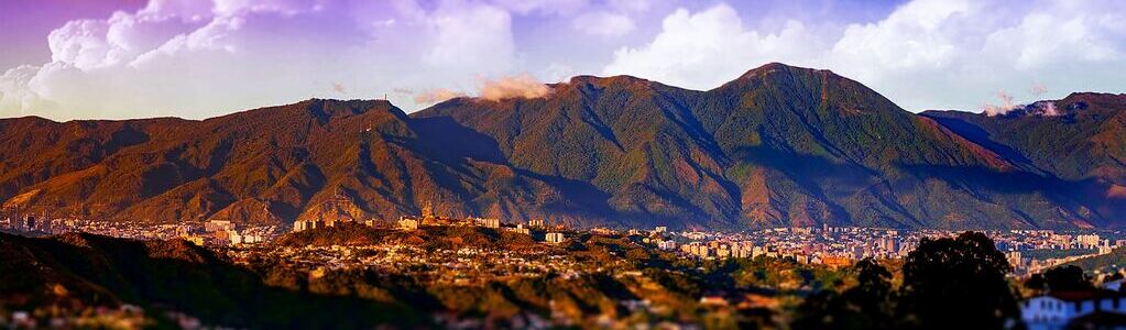 Bitcoin-mining-caracas Bitcoin mining, far from being an enemy of the electrical system, can be an ally if integrated as a manageable load