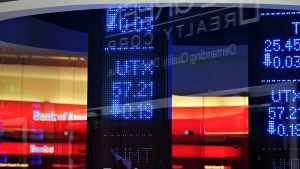 What-Is-Real-World-Asset-Tokenization-How-Stocks-Bonds-and-Funds-Move-Onchain