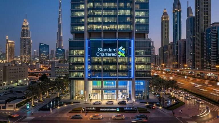 Banking Giant Standard Chartered Rolls Out Direct Crypto Trading for UAE Clients