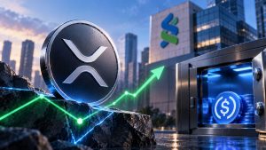XRP rebounds to $1.37 after testing $1.32 support as Standard Chartered expands institutional RLUSD custody on the XRP Ledger.