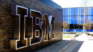 La nueva asociación de IBM Blockchain con KAYA&KATO se centra en la ropa sostenible