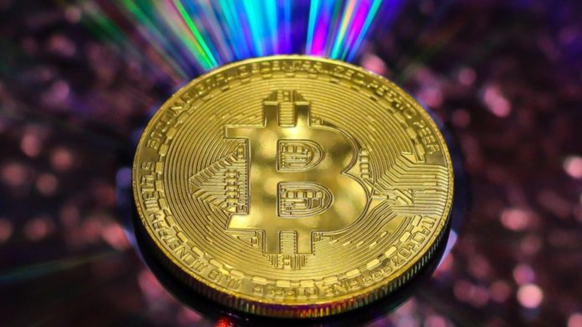 Bitcoin rompe los 60.000 $ - 500 millones de dólares liquidados en horas