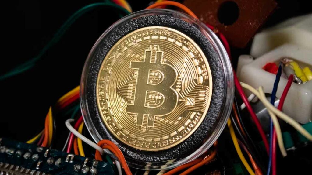 BlockFi venderá préstamos respaldados por máquinas de minería de bitcoins