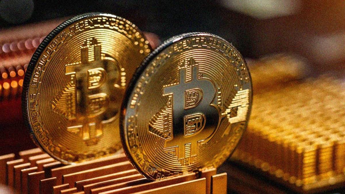 A medida que Bitcoin coquetea con los $68,000, las reservas en exchanges caen a mínimos históricos