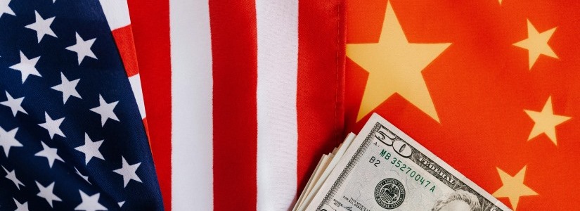 Tribunal de Pekín condena a cinco personas por fraude cripto de $166M.