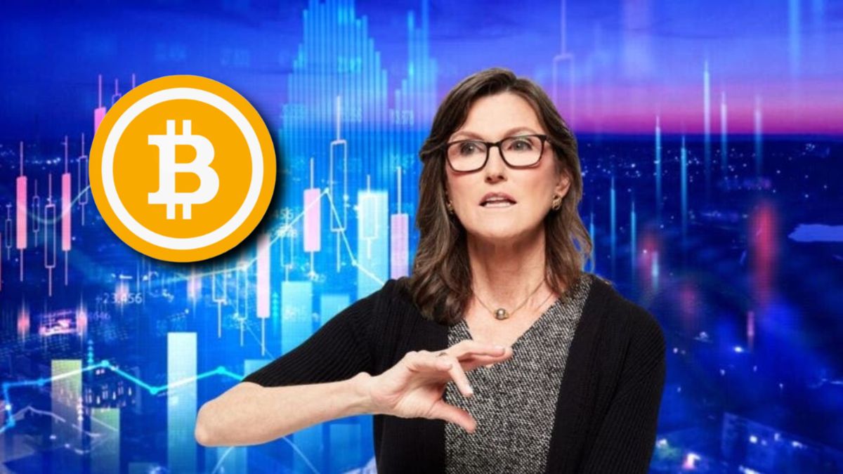 Pronóstico De Bitcoin Ajustado: Cathie Wood Reduce Su Meta Mientras Las Stablecoins Ganan Terreno