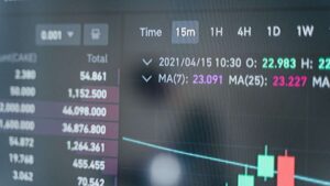 Por-Que-el-Oro-Cae-y-el-Mercado-Crypto-se-Prepara-para-Subir