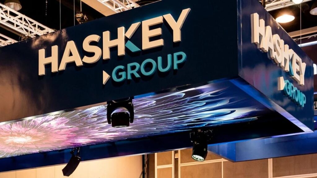 HashKey se Acerca a su Cotización en Hong Kong mientras China congela los Planes de Stablecoins