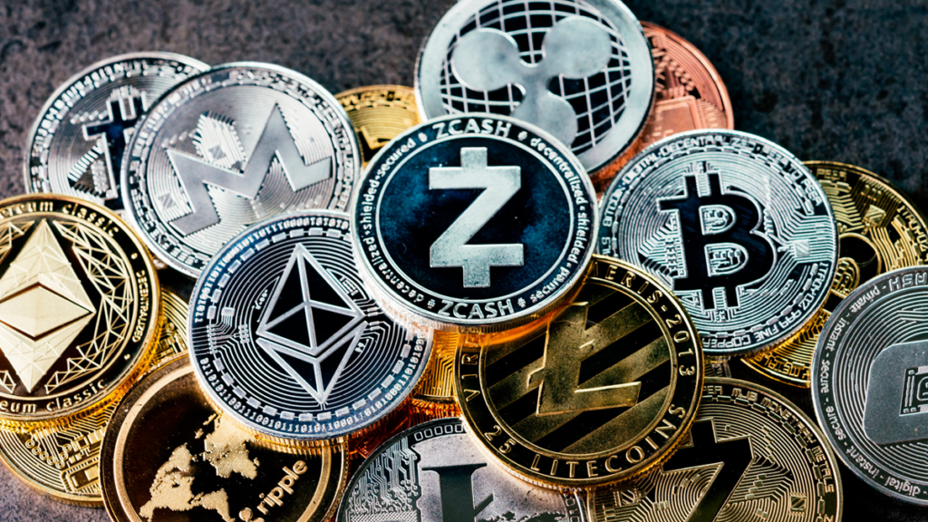 ¿Qué Moneda Por Debajo De $1 Tiene Mayor Potencial En 2026: Bitcoin Hyper, Cardano O Dogecoin?