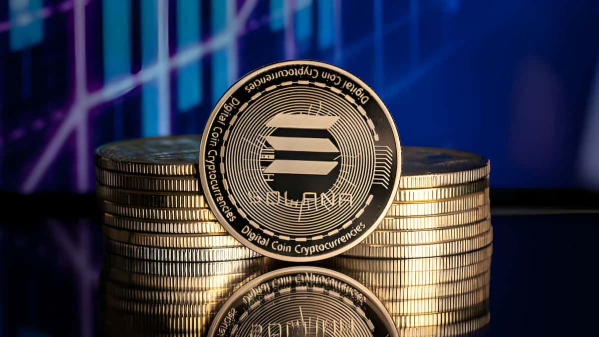 Solana Se Burla Starknet Mientras la Rivalidad por Escalabilidad Se Intensifica