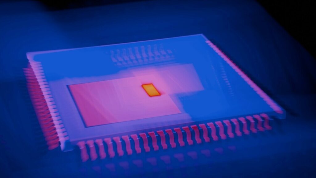 China-presenta-un-chip-de-96-nucleos-que-multiplica-por-50-el-rendimiento-de-redes-blockchain