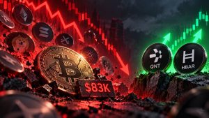 Bitcoin cae por debajo de $83K mientras las altcoins revierten el rally del viernes, con QNT y HBAR resistiendo la presión vendedora del mercado.