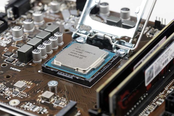 Intel Ventures Into Crypto With New Mining Chip and ‘Custom Compute Group’
