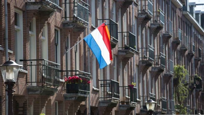 Coinbase Gets Regulatory Approval in the Netherlands