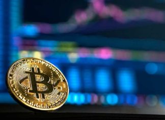 Bitcoin price falls as nearly $1 billion is pulled from Exchanges